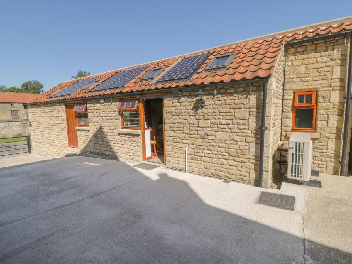 Yeoman'S Cottage Pickering Exterior photo